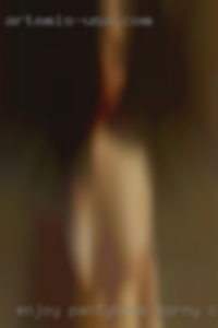 Enjoy pantyhose horny casual, discreet sex.