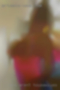 Looks aren't housewives really important swingers to me from Hinsdale.